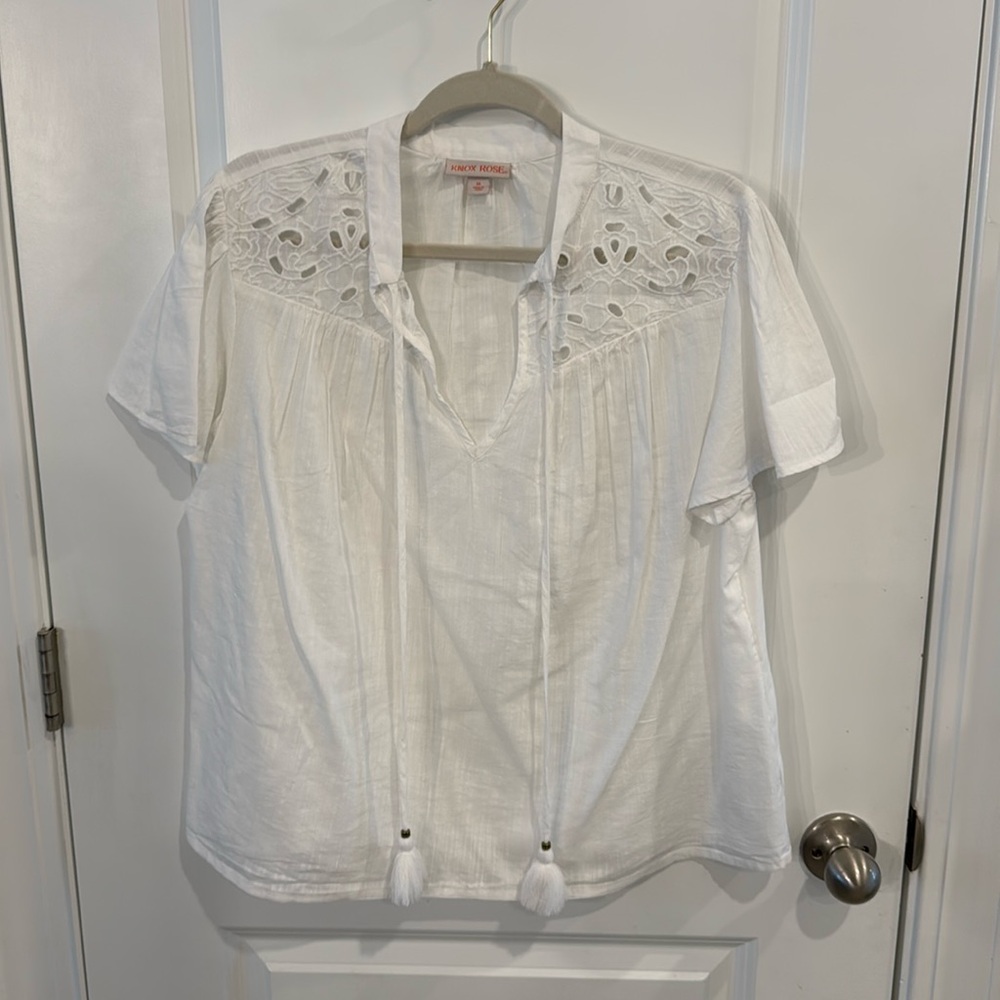 Knox Rose, top